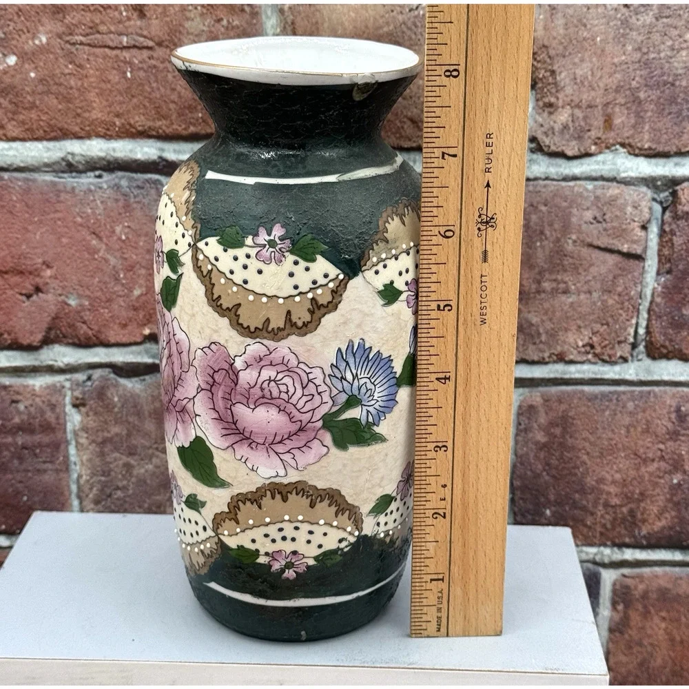 Vintage 8” Textured Hand-Painted Ceramic Porcelain Chinese‎ Floral Vase Green